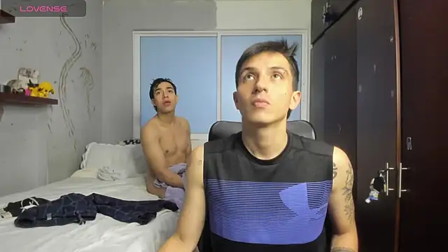 Snapshot of Noxx_starkK chatting on 09-29-25, 12:27 Noxx starkK online show from 09-29-25, 12:27