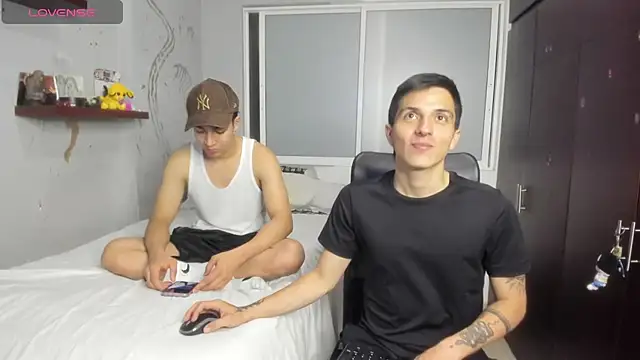 Snapshot of Noxx_starkK chatting on 10-04-25, 11:58 Noxx starkK online show from 10-04-25, 11:58