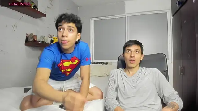 Snapshot of Noxx_starkK chatting on 10-06-25, 01:47 Noxx starkK online show from 10-06-25, 01:47