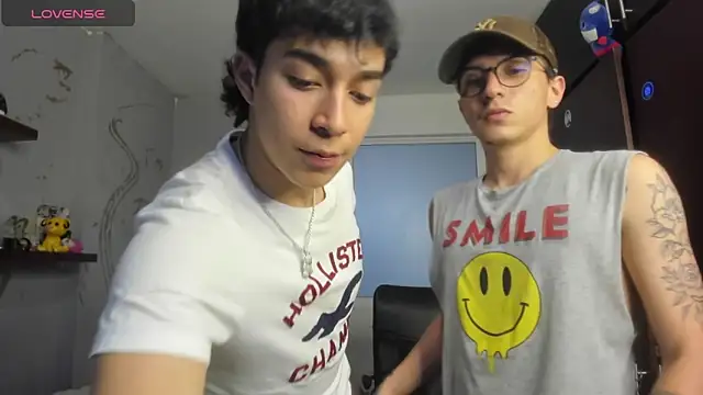 Snapshot of Noxx_starkK chatting on 10-18-25, 12:57 Noxx starkK online show from 10-18-25, 12:57