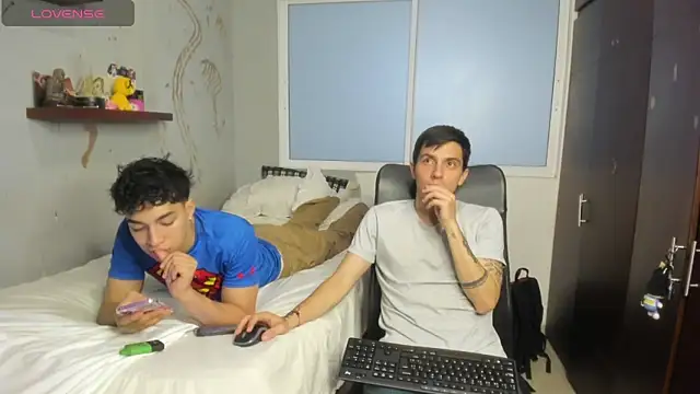 Snapshot of Noxx_starkK chatting on 10-27-25, 01:31 Noxx starkK online show from 10-27-25, 01:31