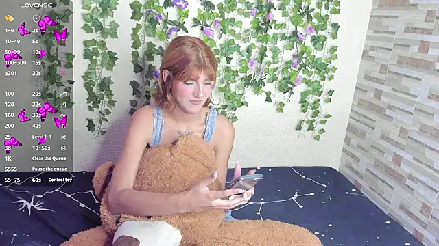 Snapshot of Amy_Moonlight chatting on 01-16-26, 11:20 Amy Moonlight online show from 01-16-26, 11:20