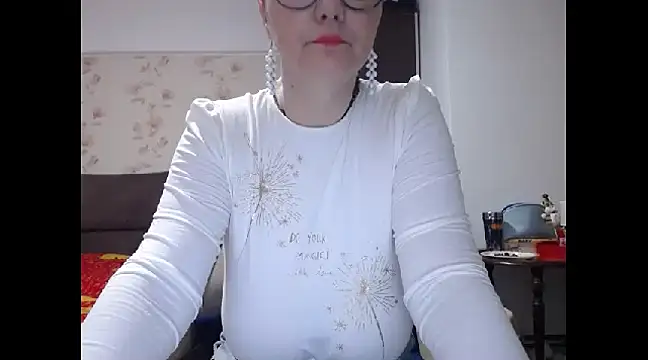 Mary x online show from 02-11-25, 03:50