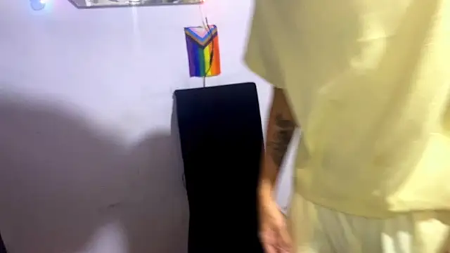 Bryan ale22 online show from 09-17-25, 07:32