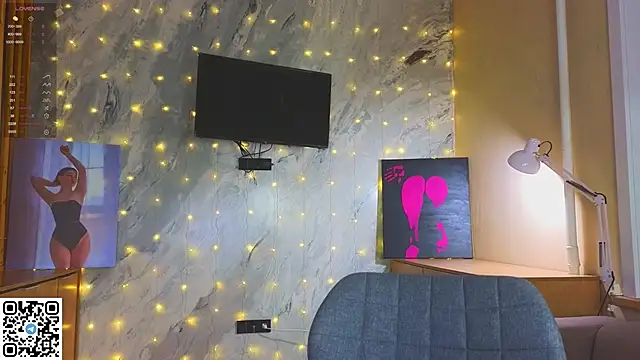 Snapshot of miss_bubbles_ chatting on 12-21-25, 12:51 miss bubbles online show from 12-21-25, 12:51