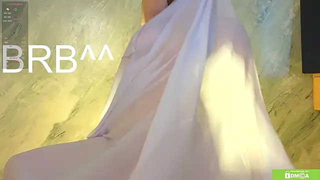 Snapshot of miss_bubbles_ chatting on 02-08-26, 12:25 miss bubbles online show from 02-08-26, 12:25