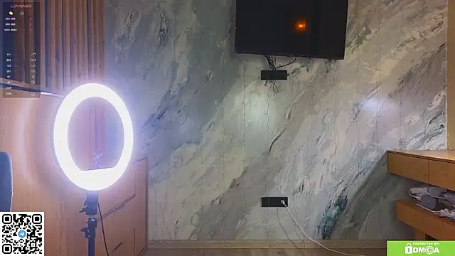 Snapshot of miss_bubbles_ chatting on 02-21-26, 12:55 miss bubbles online show from 02-21-26, 12:55