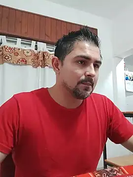 Snapshot of Bradd_32 chatting on 05-22-26, 02:40 Bradd 32 online show from 05-22-26, 02:40