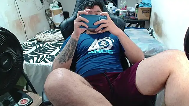 Snapshot of Leonino231 chatting on 07-04-26, 06:58 Leonino231 online show from 07-04-26, 06:58