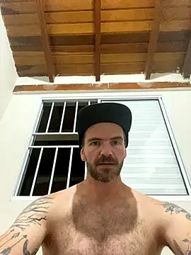 Snapshot of Fefeprazer chatting on 10-09-25, 06:44 Fefeprazer online show from 10-09-25, 06:44