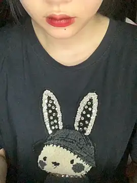 Snapshot of Linhtruong_ chatting on 09-12-25, 04:34 Linhtruong online show from 09-12-25, 04:34