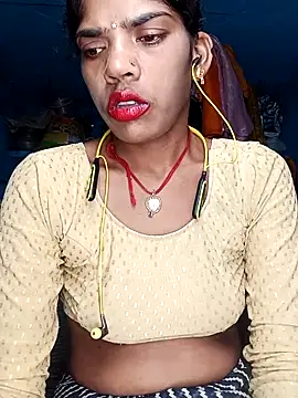 Snapshot of HOTFARSI chatting on 09-19-25, 08:53 HOTFARSI online show from 09-19-25, 08:53