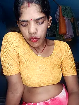 Snapshot of HOTFARSI chatting on 09-22-25, 01:46 HOTFARSI online show from 09-22-25, 01:46