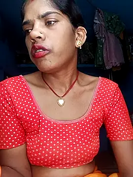 Snapshot of HOTFARSI chatting on 09-23-25, 08:23 HOTFARSI online show from 09-23-25, 08:23