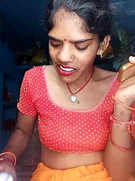 Snapshot of HOTFARSI chatting on 09-29-25, 11:48 HOTFARSI online show from 09-29-25, 11:48