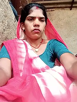 Snapshot of HOTFARSI chatting on 09-30-25, 04:28 HOTFARSI online show from 09-30-25, 04:28