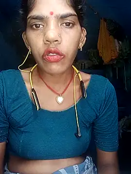 Snapshot of HOTFARSI chatting on 10-01-25, 05:41 HOTFARSI online show from 10-01-25, 05:41