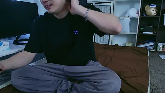 C-4bomb online show from 03-07-26, 02:52