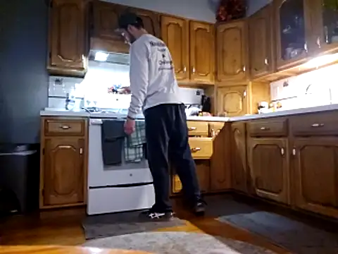 Snapshot of sloppytopkins chatting on 01-15-26, 01:10 sloppytopkins online show from 01-15-26, 01:10