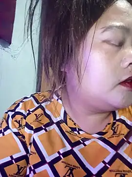 sweetbigtits19 online show from 04-07-26, 10:05