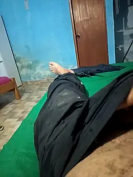 Frank0021 online show from 10-30-25, 02:24