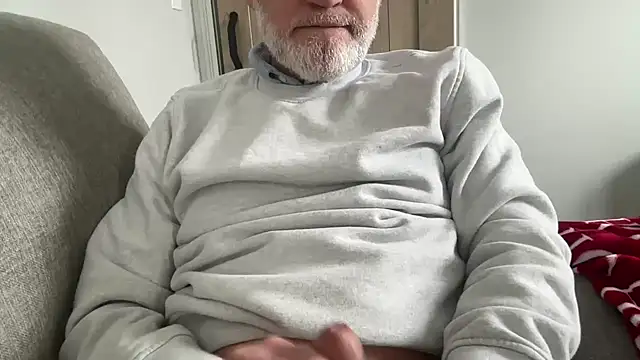 Snapshot of braselton06 chatting on 02-24-26, 05:00 braselton06 online show from 02-24-26, 05:00