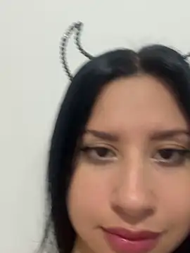 lucy grey25 online show from 10-30-25, 02:51