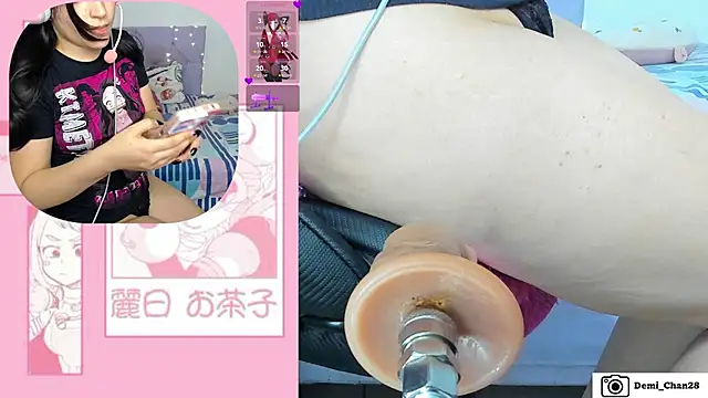 Snapshot of demi_chan chatting on 11-19-25, 10:15 demi chan online show from 11-19-25, 10:15