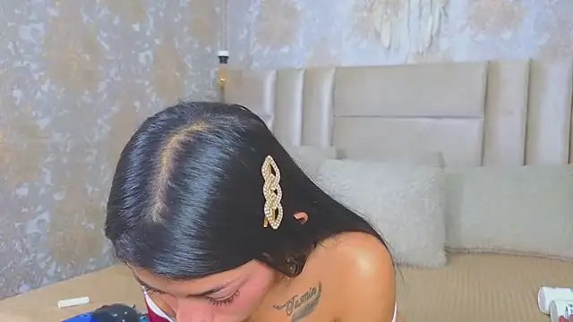 Snapshot of NataliePetite3x chatting on 03-19-26, 12:09 NataliePetite3x online show from 03-19-26, 12:09