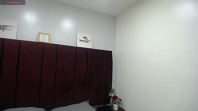 Vale honny online show from 10-20-25, 01:22