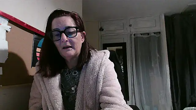 Mistress-Ivy51 online show from 11-14-25, 06:23