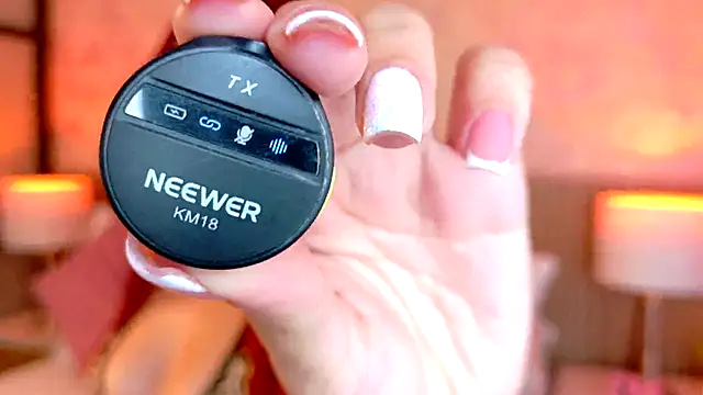 Snapshot of JessicaMason chatting on 10-04-25, 11:25 JessicaMason online show from 10-04-25, 11:25