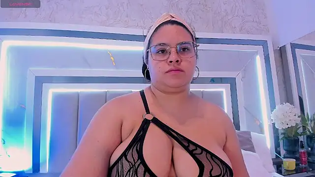 melodycharlotte online show from 11-28-25, 12:41