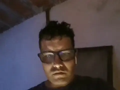Quarentaoon online show from 10-17-25, 11:07