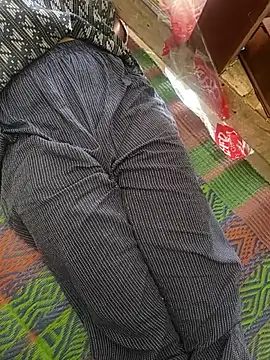 Snapshot of kajalLelaa chatting on 02-18-26, 07:48 kajalLelaa online show from 02-18-26, 07:48