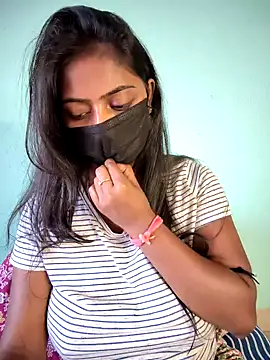 Snapshot of Ishu_Lovee chatting on 03-01-26, 05:20 Ishu Lovee online show from 03-01-26, 05:20