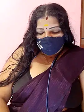 Snapshot of lathikaqueentamil chatting on 09-12-25, 04:40 lathikaqueentamil online show from 09-12-25, 04:40