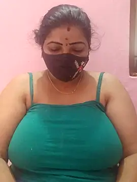 Snapshot of lathikaqueentamil chatting on 09-17-25, 03:30 lathikaqueentamil online show from 09-17-25, 03:30