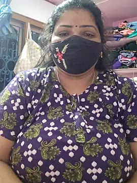 lathikaqueentamil online show from 11-19-25, 01:38