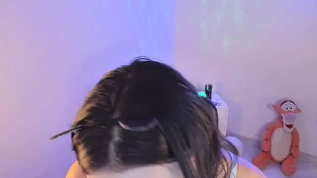 Snapshot of Madison_charlotte chatting on 10-02-25, 05:58 Madison charlotte online show from 10-02-25, 05:58