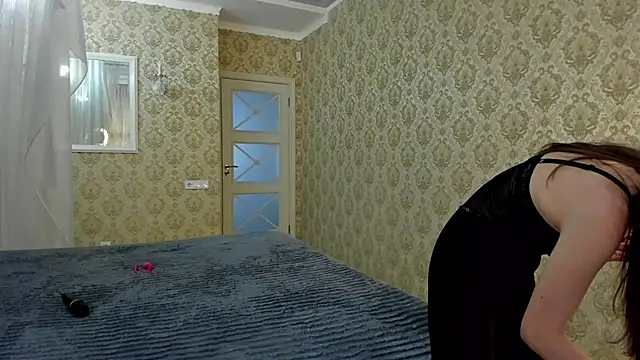 sofielovely  online show from 10-05-25, 07:17