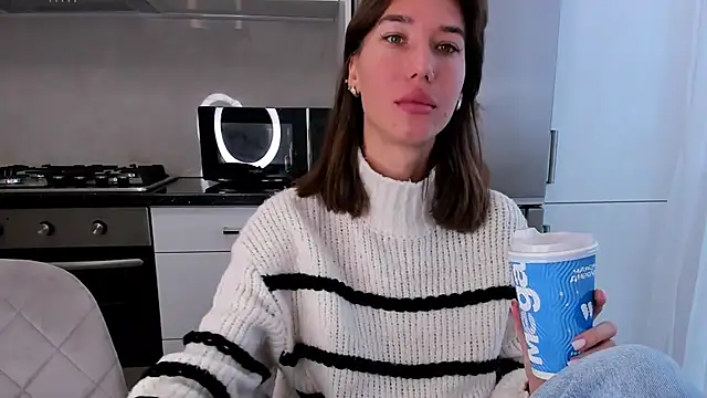 Snapshot of marylips chatting on 12-05-25, 08:45 marylips online show from 12-05-25, 08:45