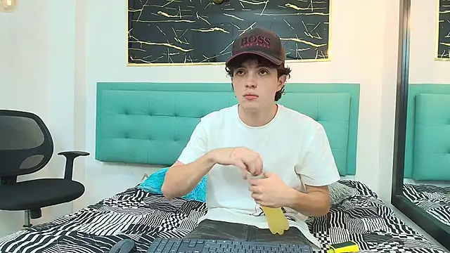 Snapshot of dia_fax18 chatting on 10-21-25, 07:47 dia fax18 online show from 10-21-25, 07:47