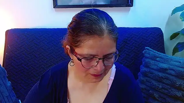 Linda banks  online show from 09-24-25, 01:09