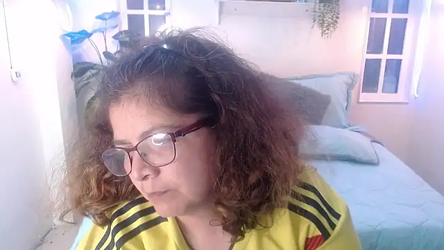 Linda banks  online show from 10-19-25, 11:22