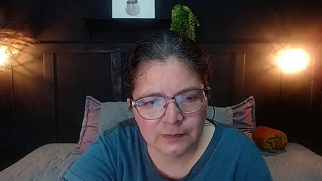 Linda banks  online show from 11-21-25, 11:47