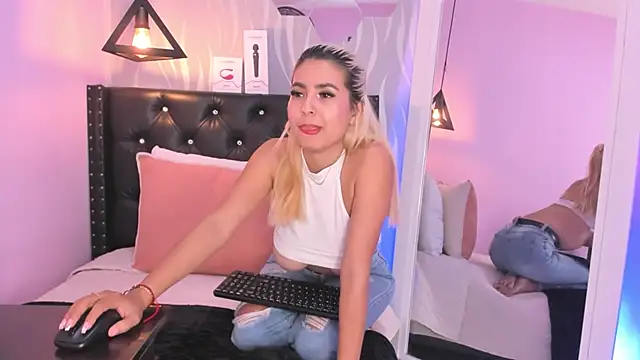 lucia-cute online show from 03-09-26, 07:07