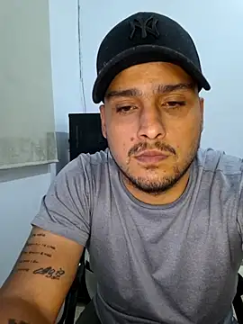 Snapshot of Mineirinhoot chatting on 03-09-26, 08:02 Mineirinhoot online show from 03-09-26, 08:02