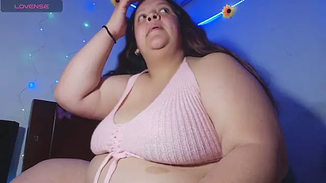 Julieta Big online show from 05-25-26, 03:07