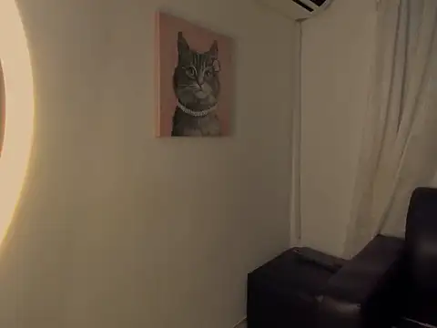 Snapshot of nahomy_ryans chatting on 11-29-25, 09:18 nahomy ryans online show from 11-29-25, 09:18